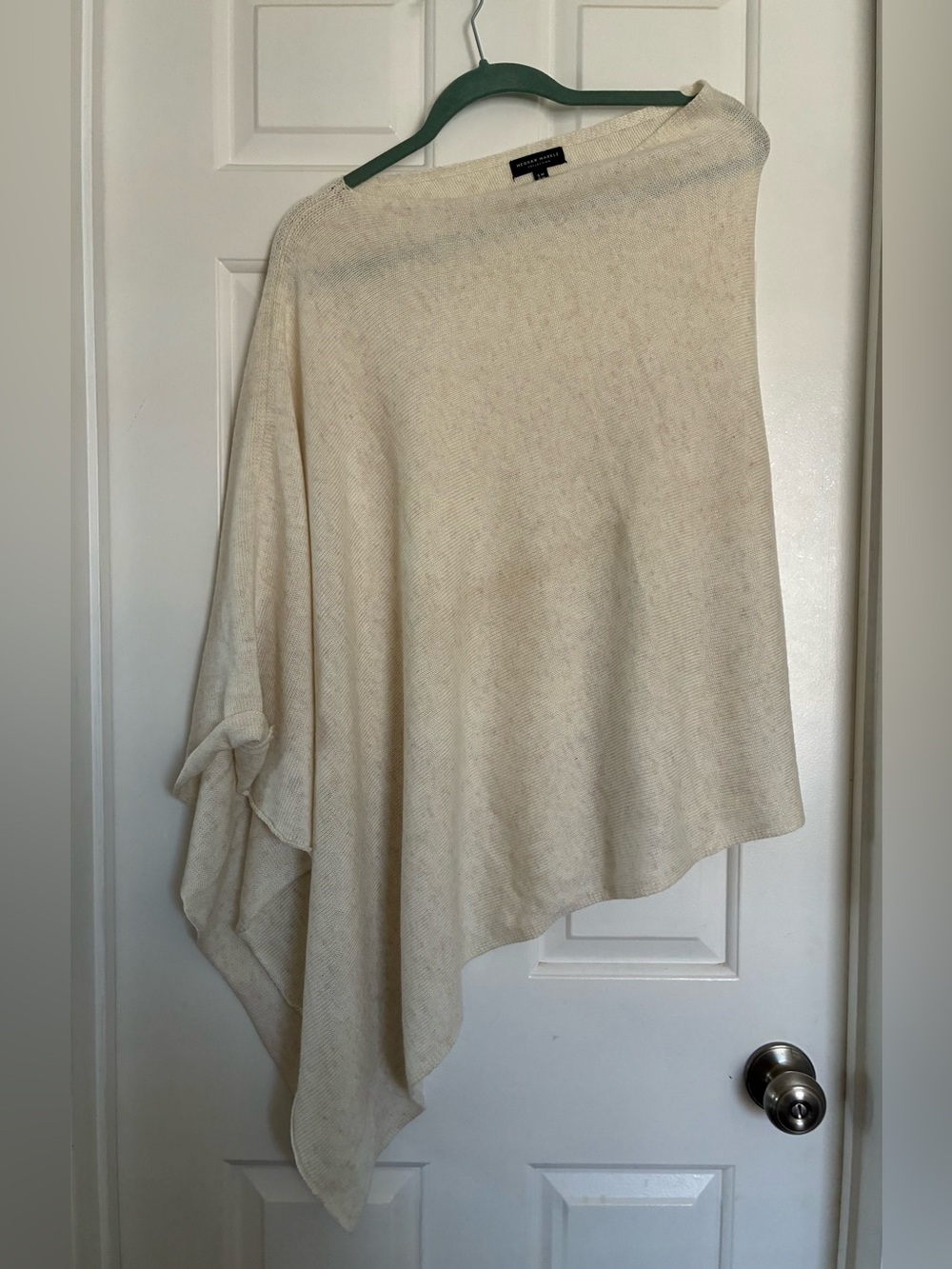 HTF Meghan Markle x Reitmans Cream Cashmere Blend Poncho Sweater S/M